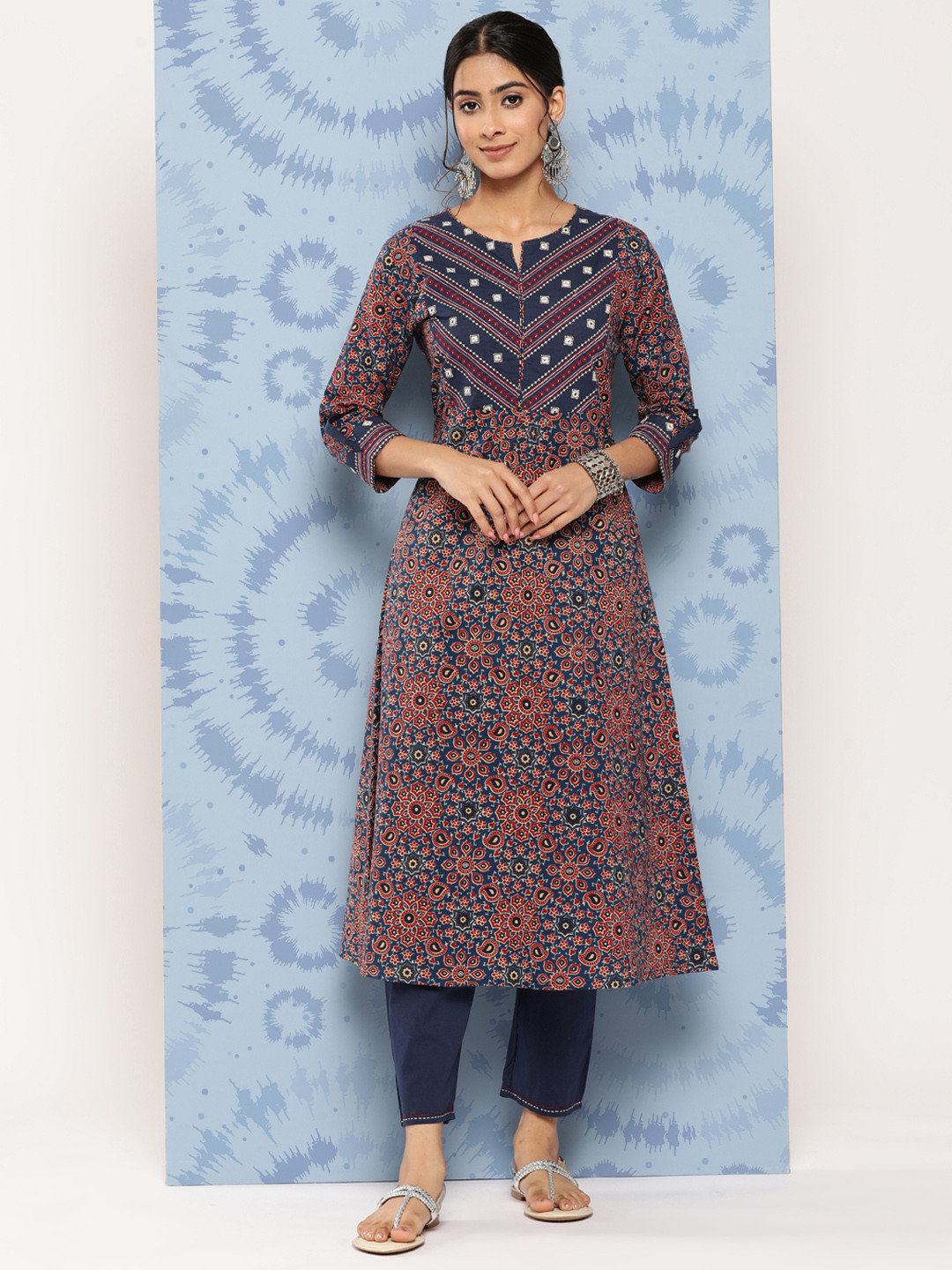 

Yufta Ethnic Motifs Printed Regular Pure Cotton Kurta with Palazzos, Blue