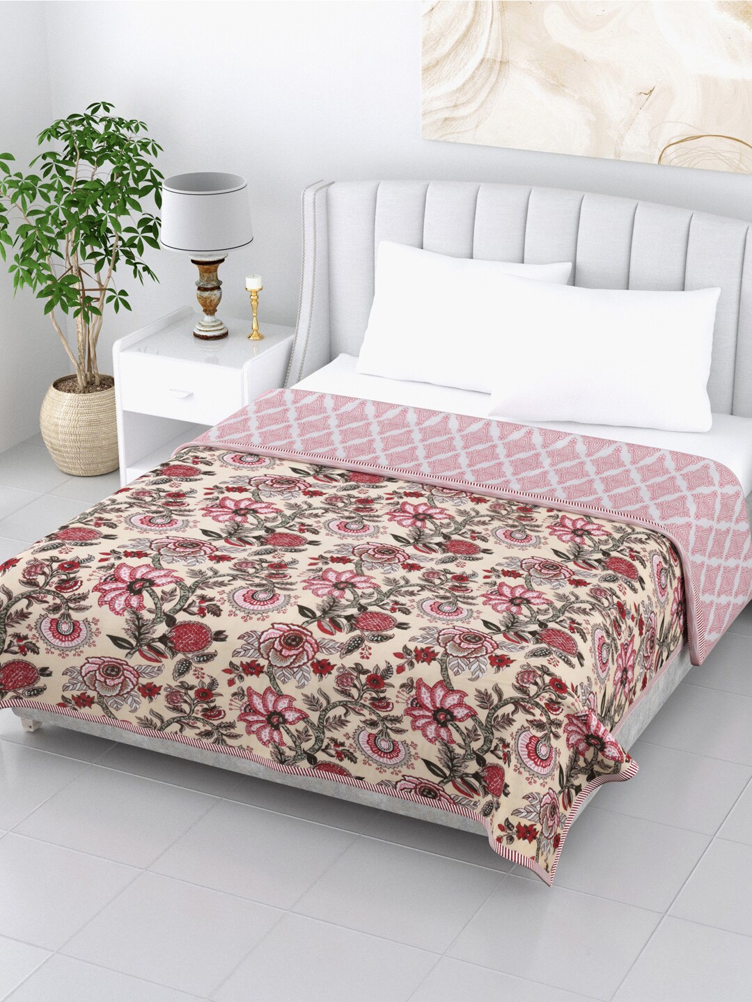 

LIVING ROOTS Cream & Red Floral AC Room 210 GSM Double Bed Dohar