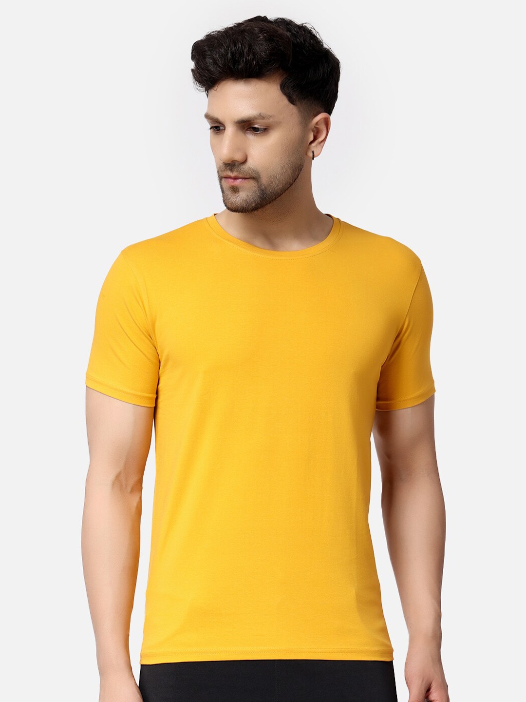 

The Label Bar Round Neck Sports T-shirt, Yellow