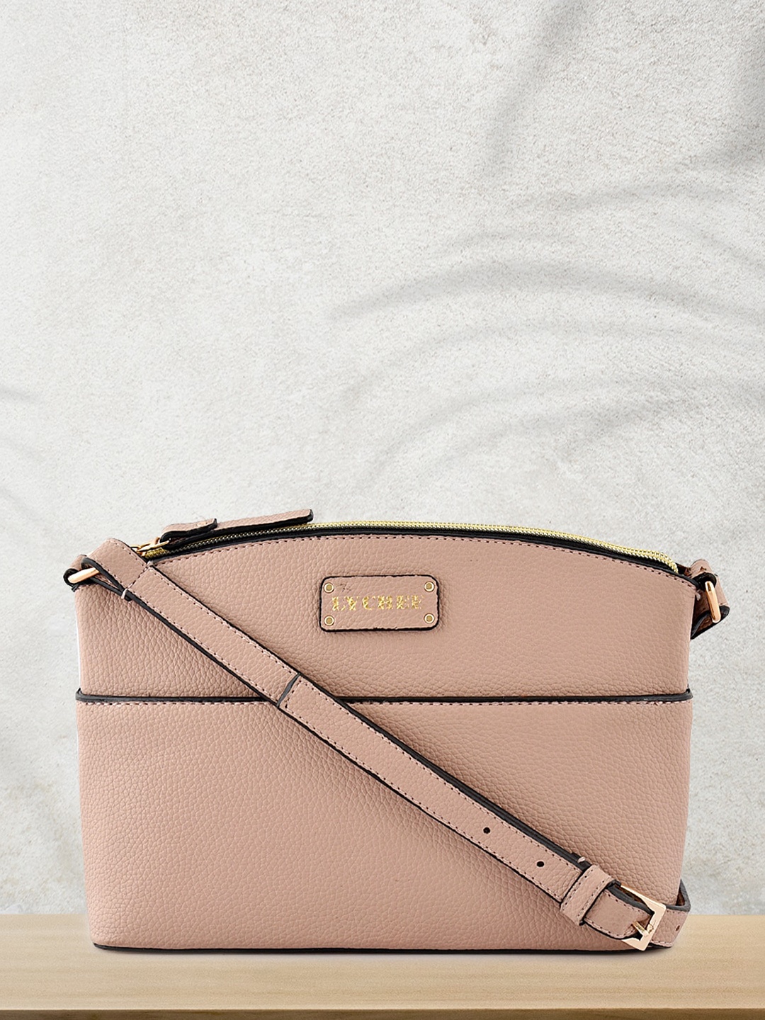 Lychee bags Women Textured Sling Bag, Pink