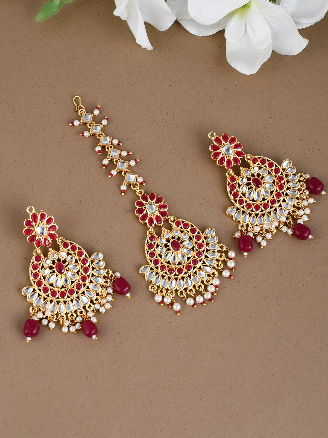 

Silvermerc Designs Gold-Plated Kundan Maang Tikka With Earrings, Maroon