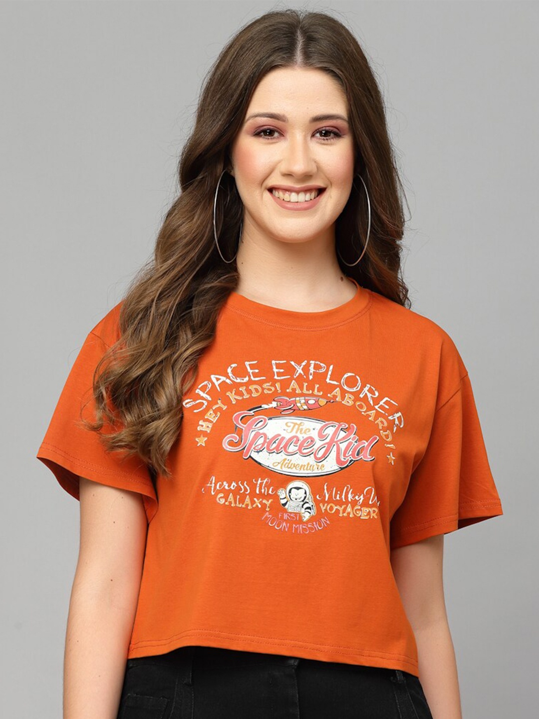 

Mafadeny Typography Printed Loose Crop Cotton T-shirt, Rust