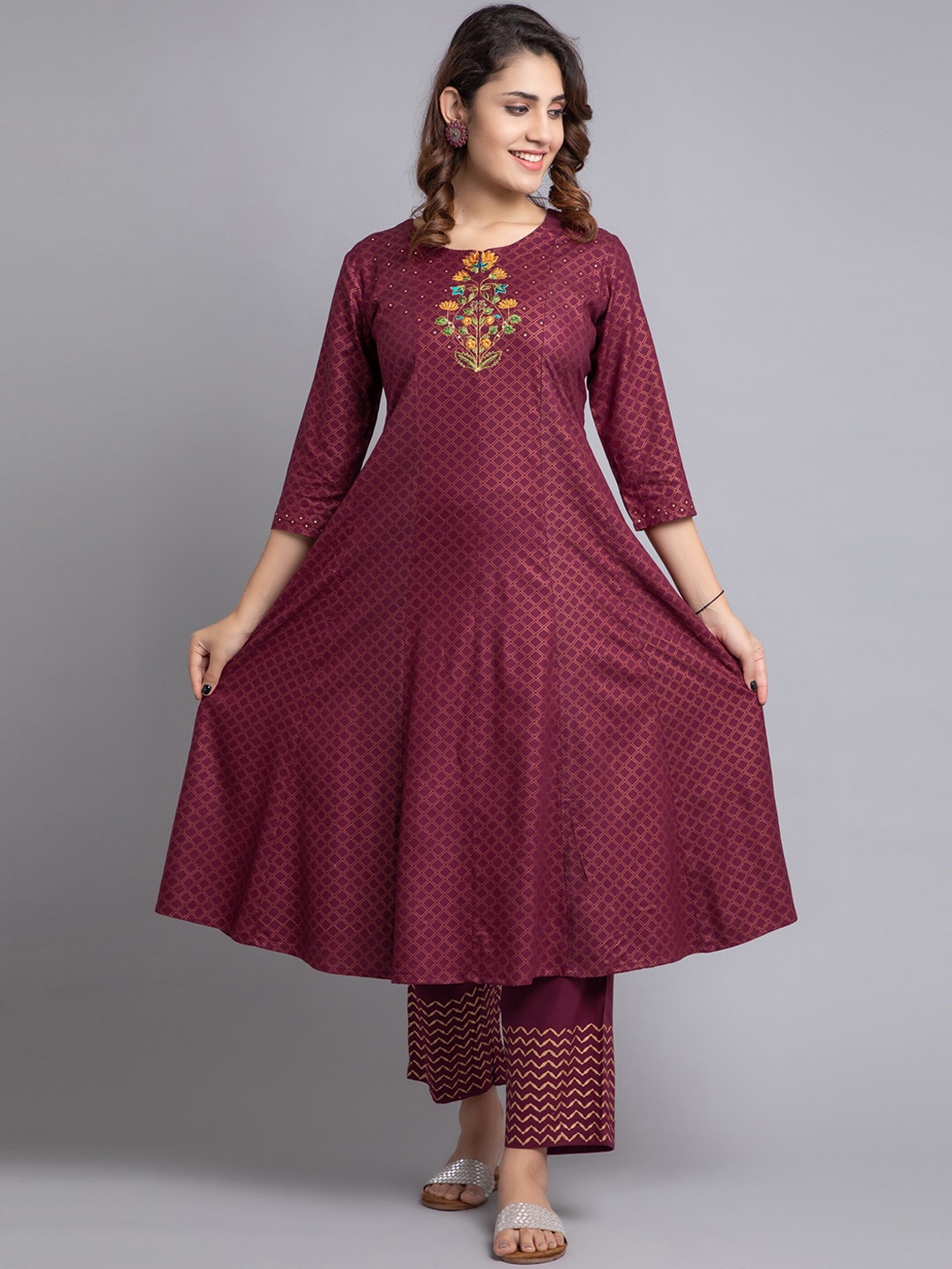 

SUTI Floral Embroidered A-Line Kurta with Trousers, Maroon