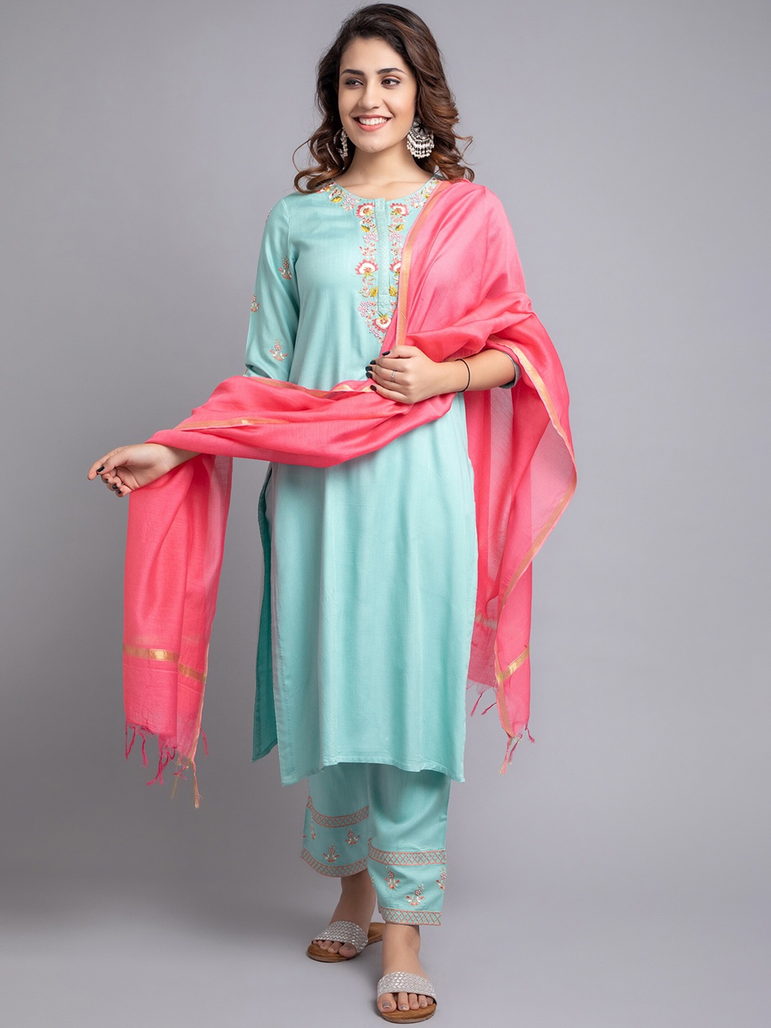 

SUTI Floral Embroidered Beads & Stones Straight Kurta With Trousers & Dupatta, Turquoise blue