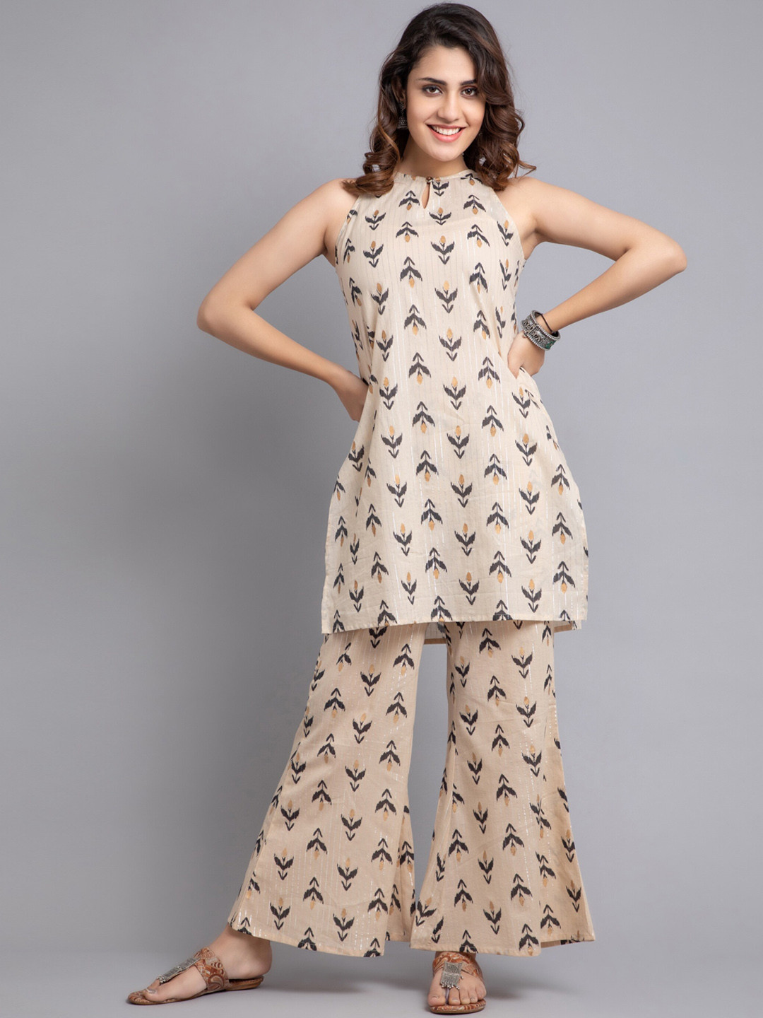 

SUTI Sleeveless Keyhole Ethnic Motifs Printed Zari Pure Cotton Kurta with Palazzos, Beige