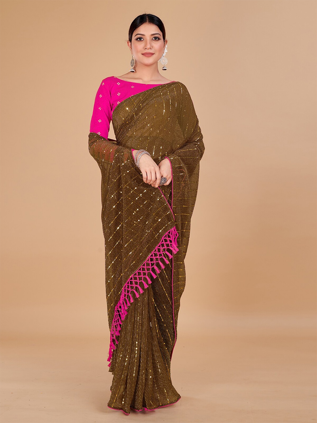 

Granthva Fab Embellished Sequinned Art Silk Saree, Brown