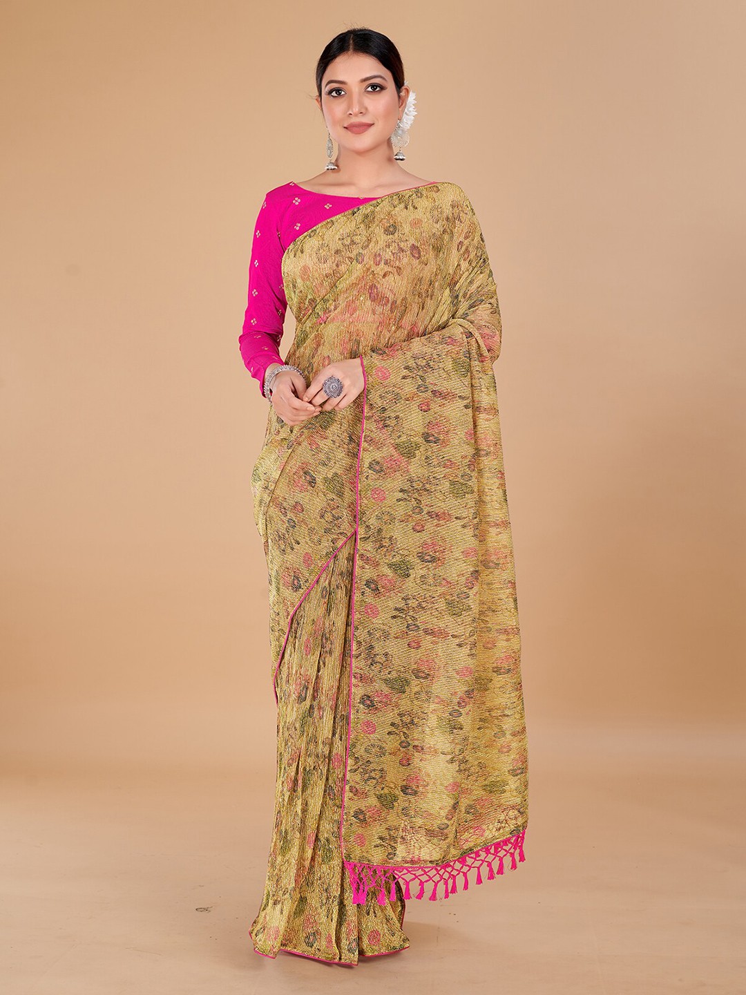 

Granthva Fab Floral Printed Art Silk Saree, Cream
