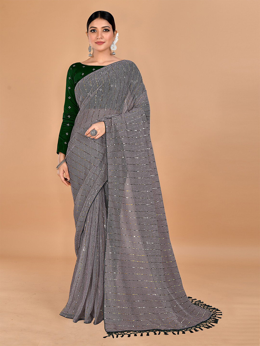 

Granthva Fab Embellished Sequinned Art Silk Saree, Grey