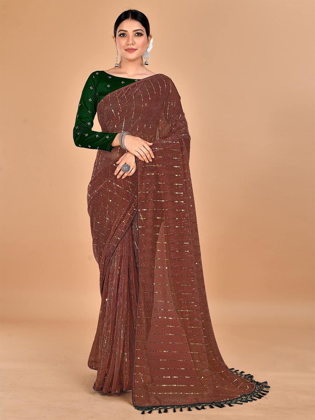 

Granthva Fab Embellished Sequinned Art Silk Saree, Brown
