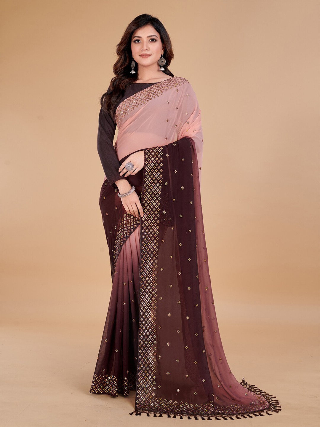 

Granthva Fab Colourblocked Beads & Stones Pure Georgette Saree, Pink