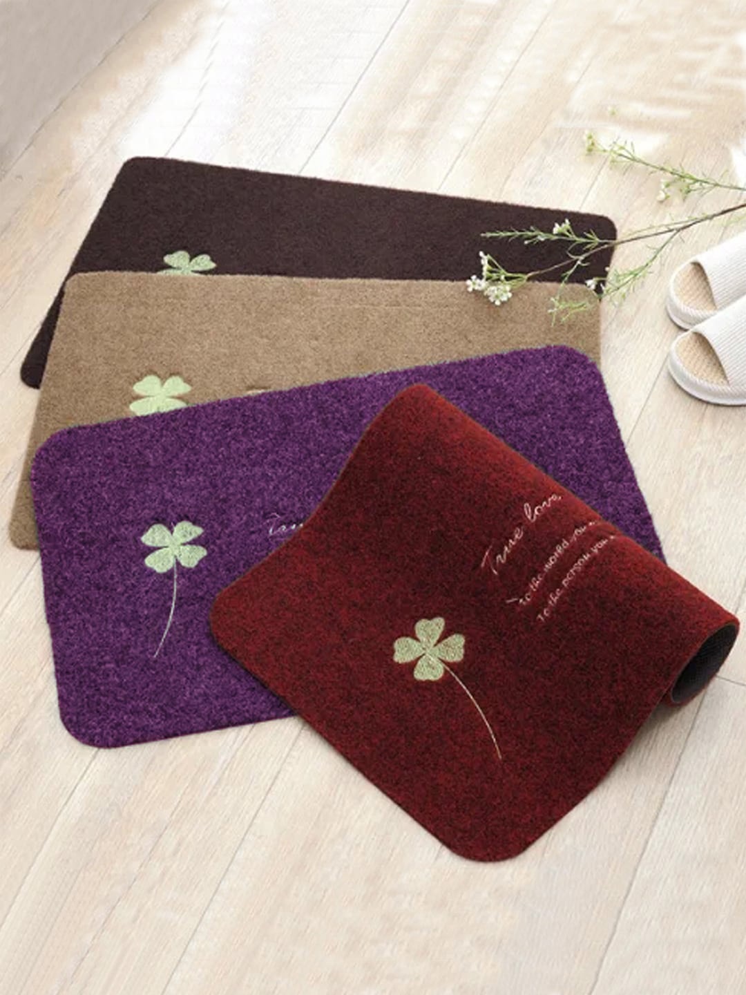 

Kuber Industries Maroon Printed Anti-Skid Doormat