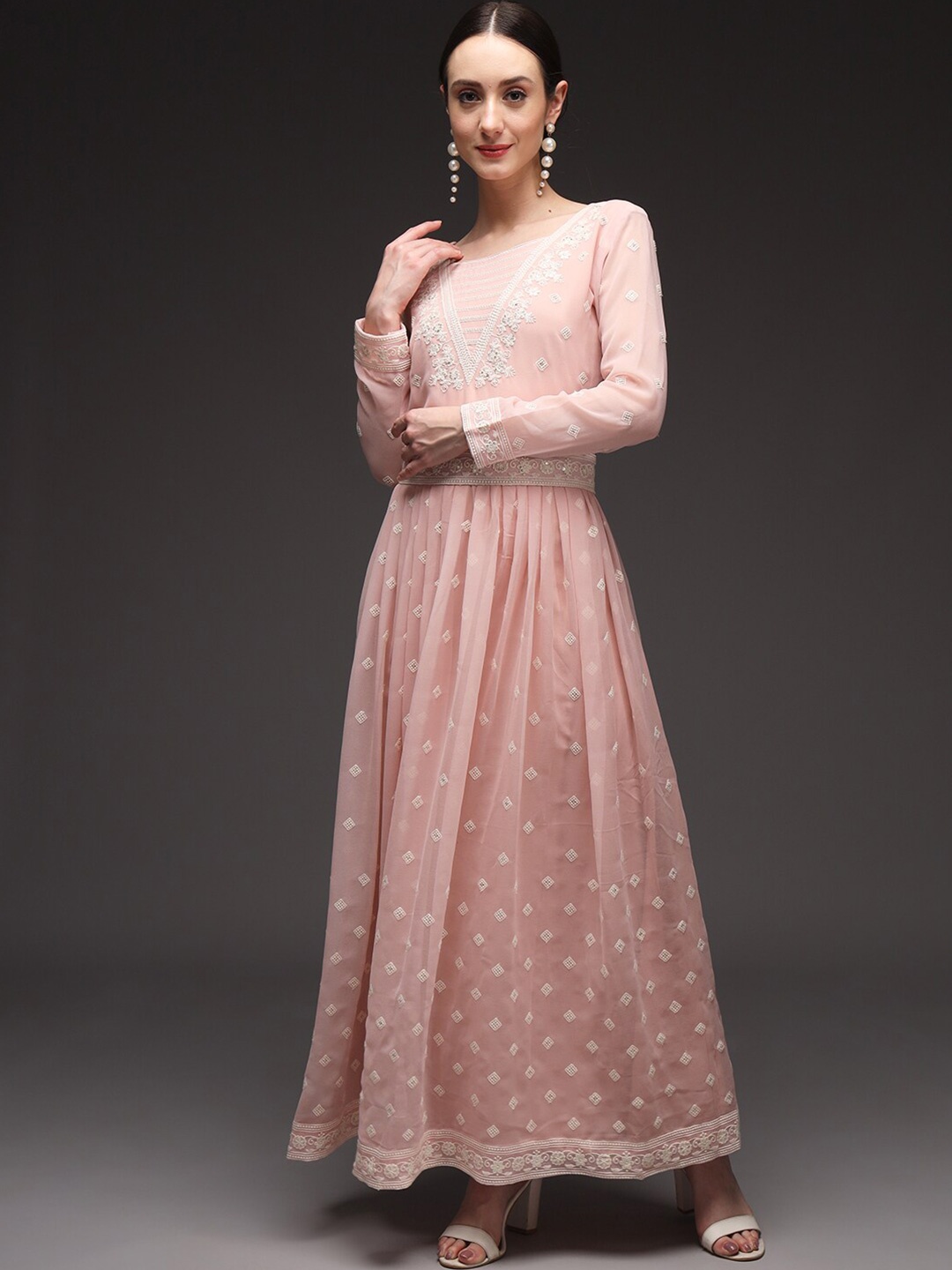 

VAANI CREATION Ethnic Motifs Georgette Maxi Ethnic Dress, Peach