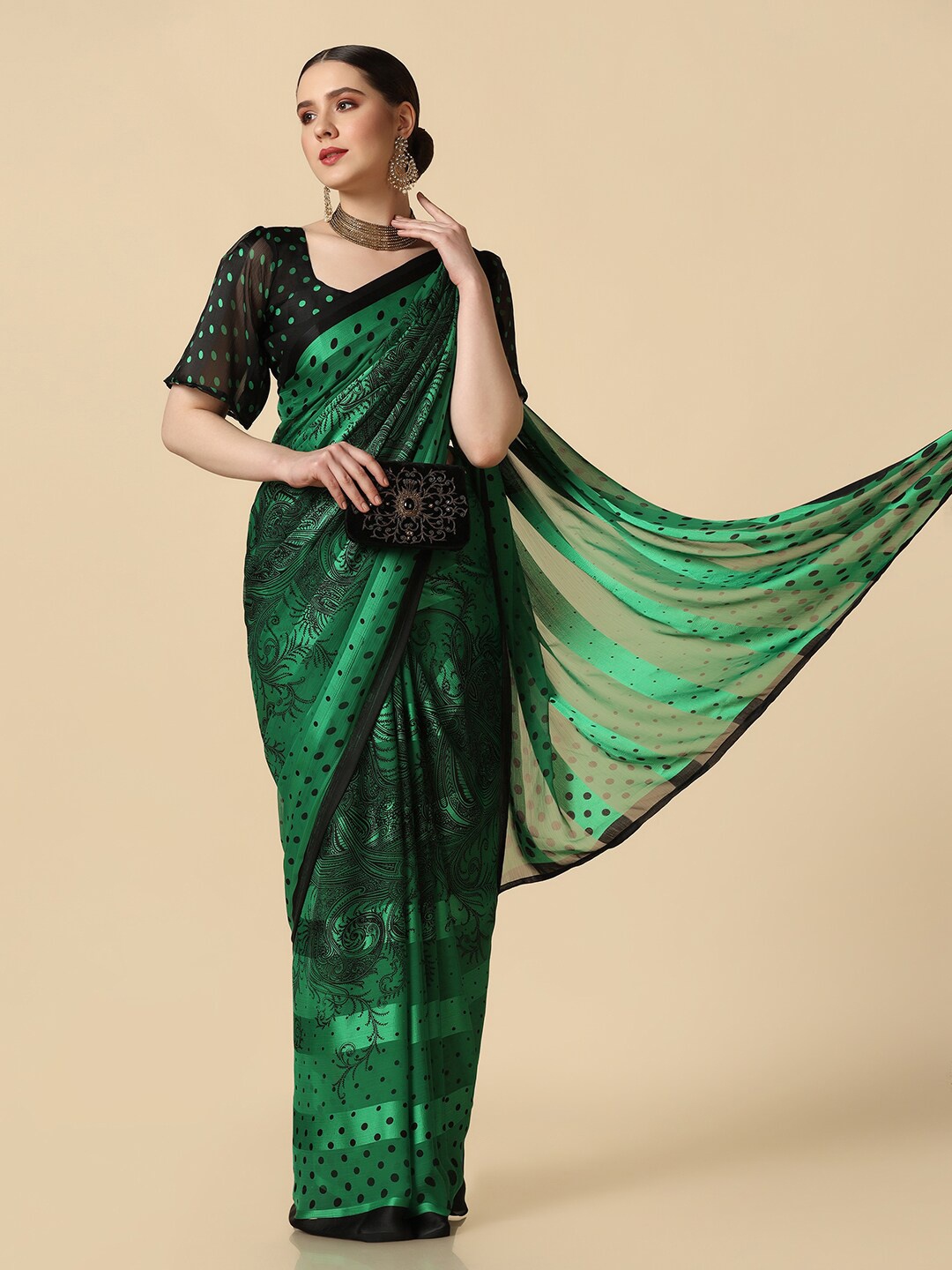 

Mitera Polka Dots Printed Saree, Green