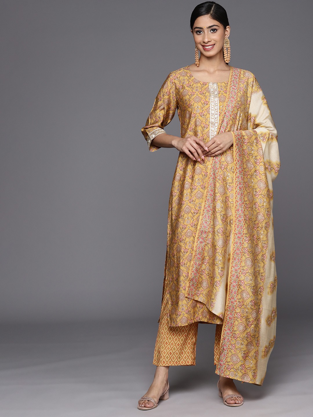 

Libas Floral Printed Regular Kurta with Trousers & With Dupatta, Mustard