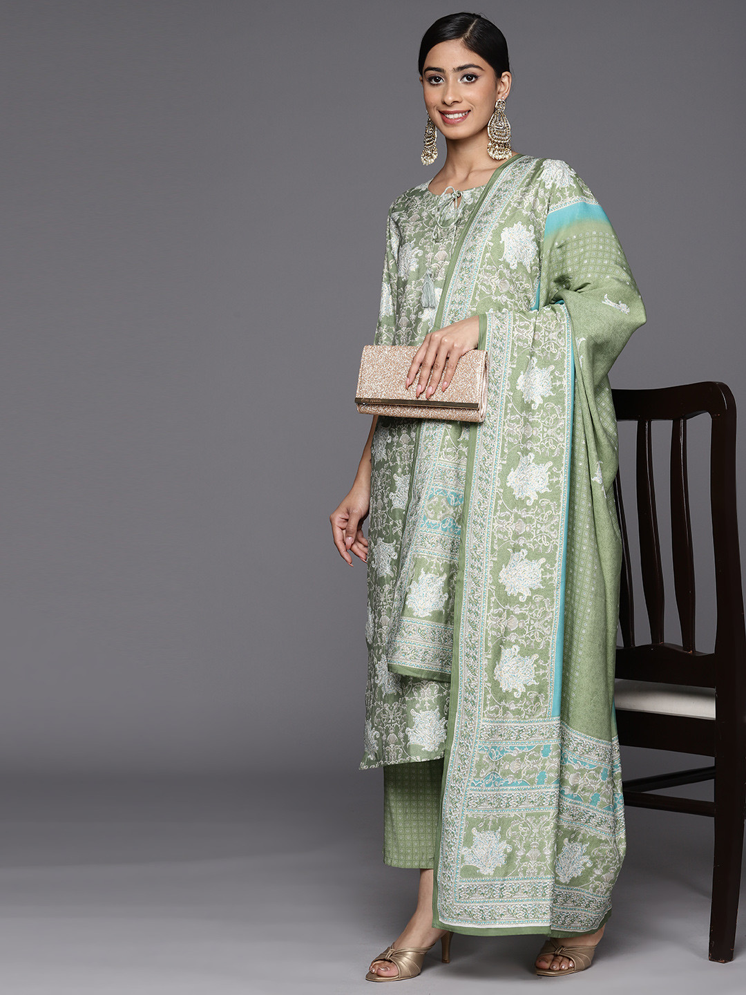 

Libas Floral Printed Regular Kurta With Trousers & With Dupatta, Green