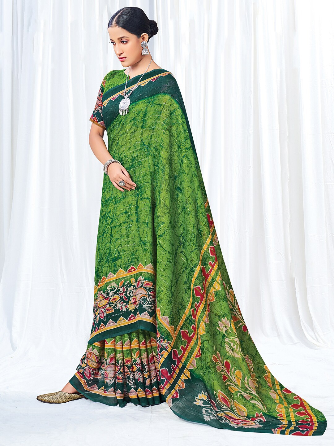 

Mitera Abstract Printed Block Print Saree, Green
