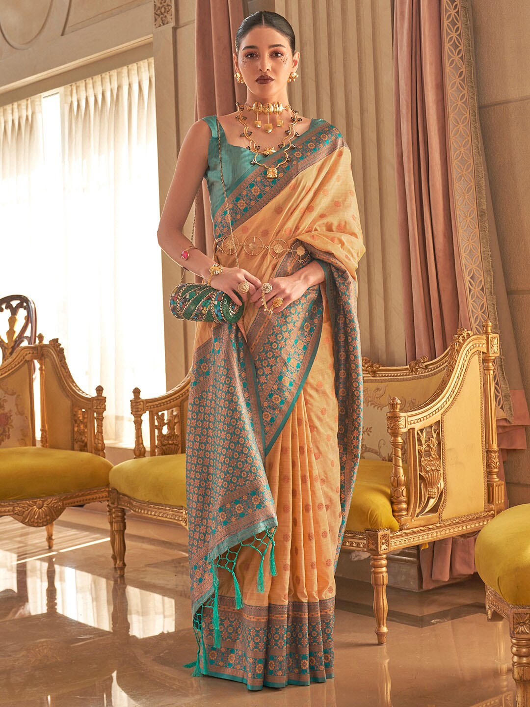 

Mitera Woven Design Zari Silk Blend Banarasi Saree, Beige