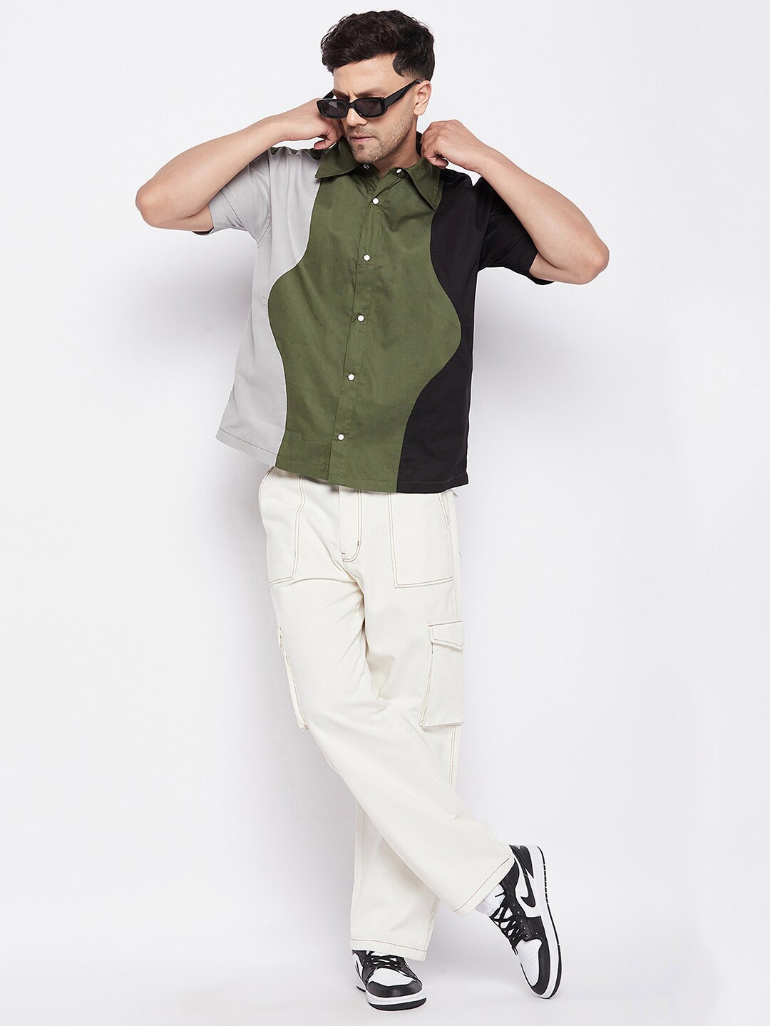 

FUGAZEE Colourblocked Cotton Casual Shirt, Olive