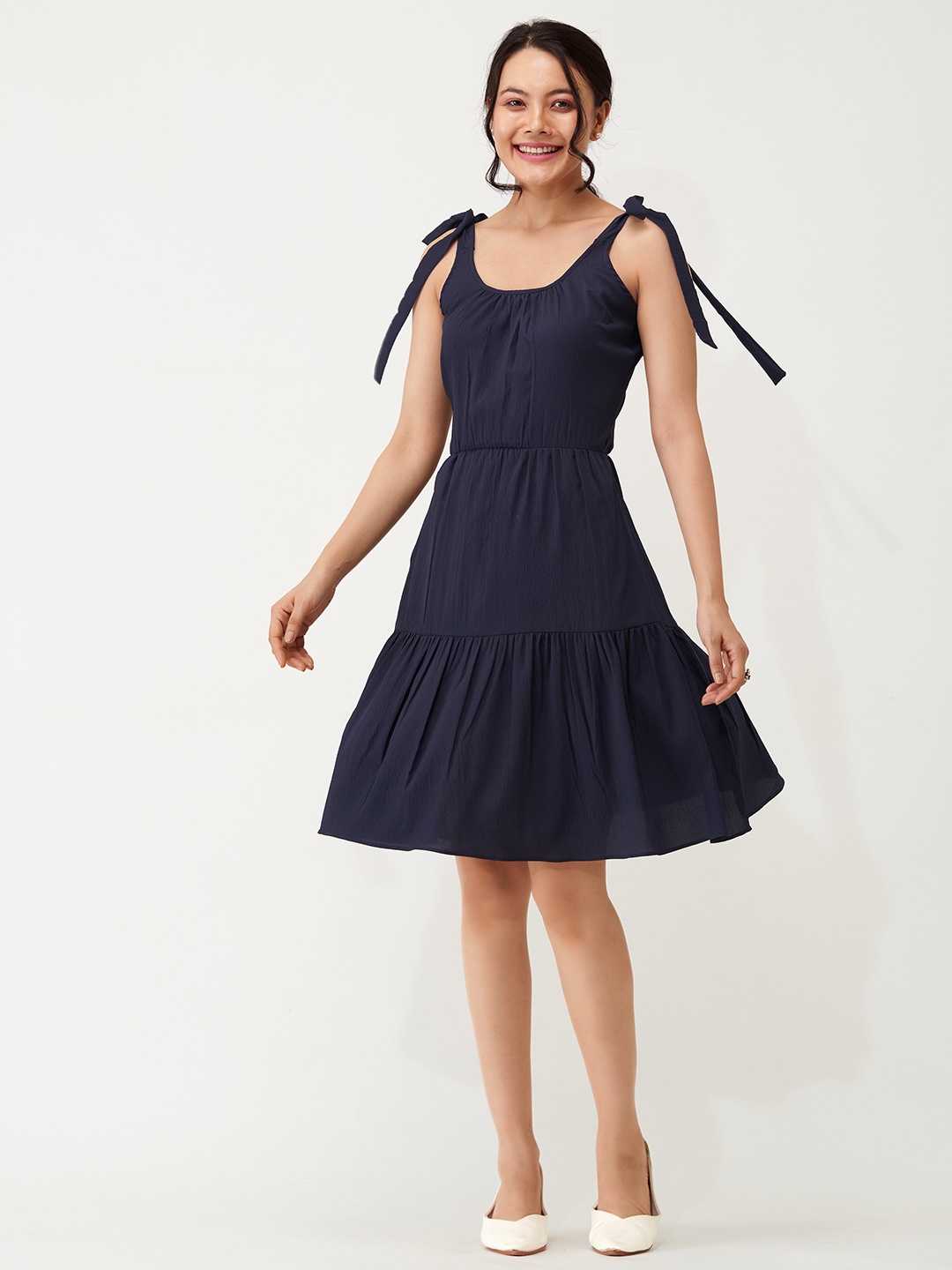 

AASK Tie-Up Detail Crepe Dress, Navy blue