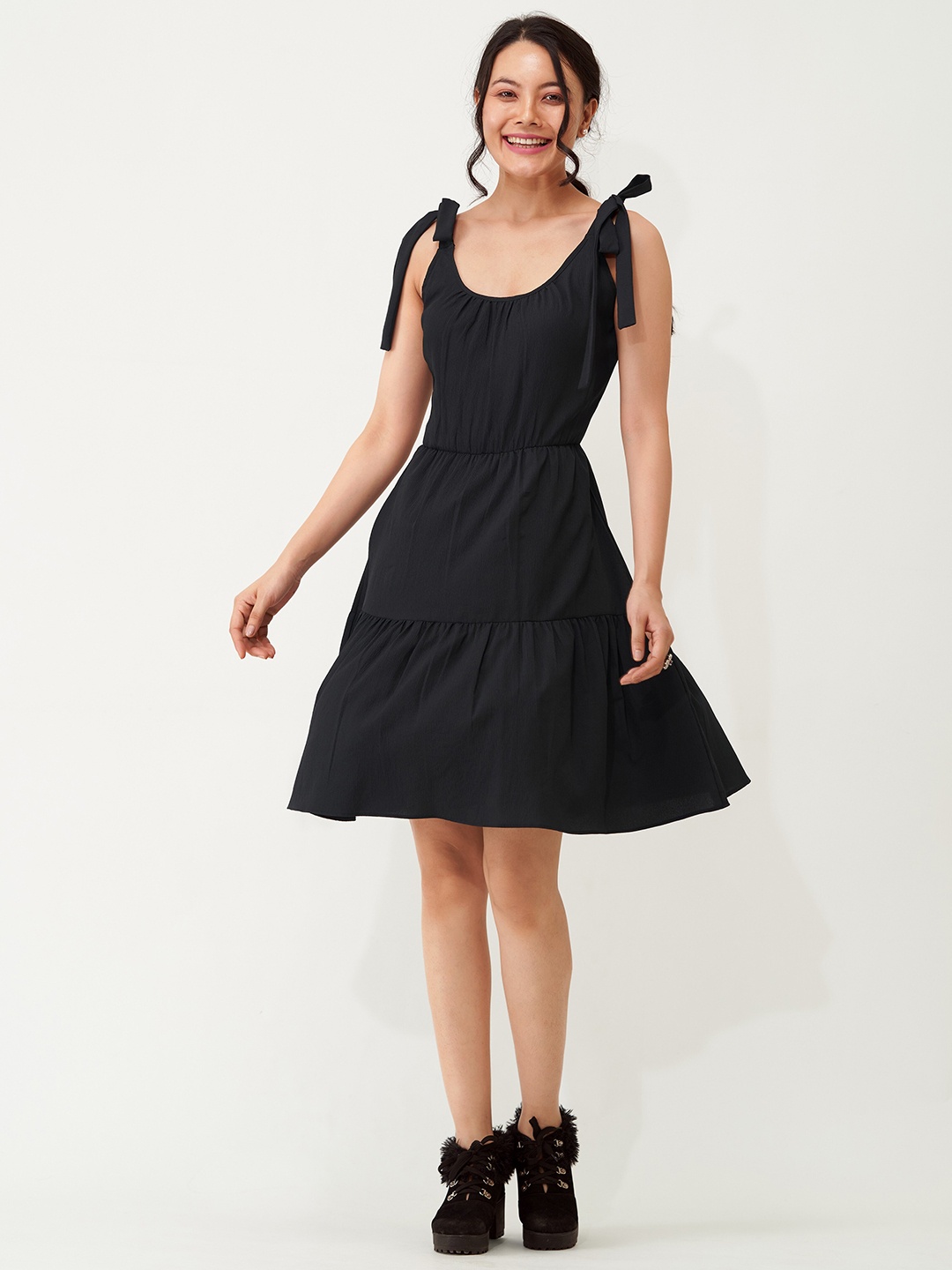 

AASK Shoulder Straps Tiered Crepe Fit & Flare dress, Black