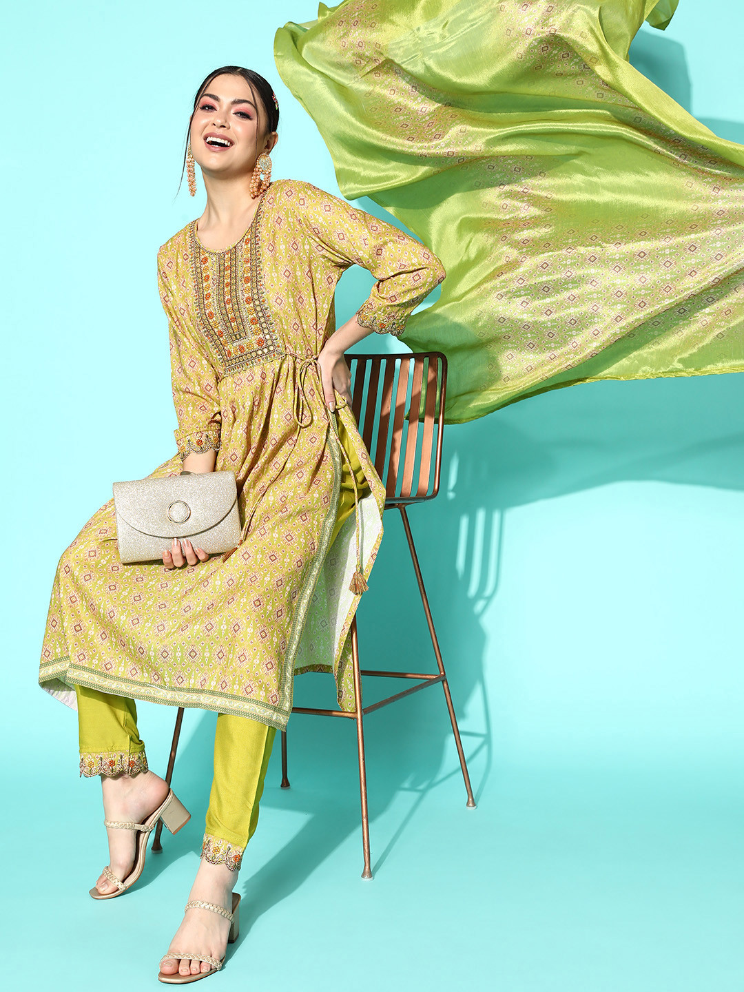 

Sangria Green Ethnic Motifs Embroidered Sequinned Kurta With Trousers & Dupatta