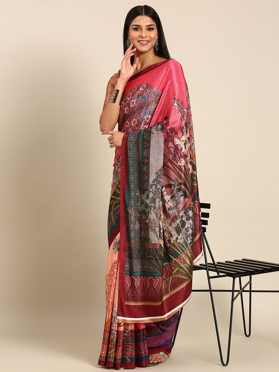 

Mitera Floral Print Pure Silk Saree, Pink