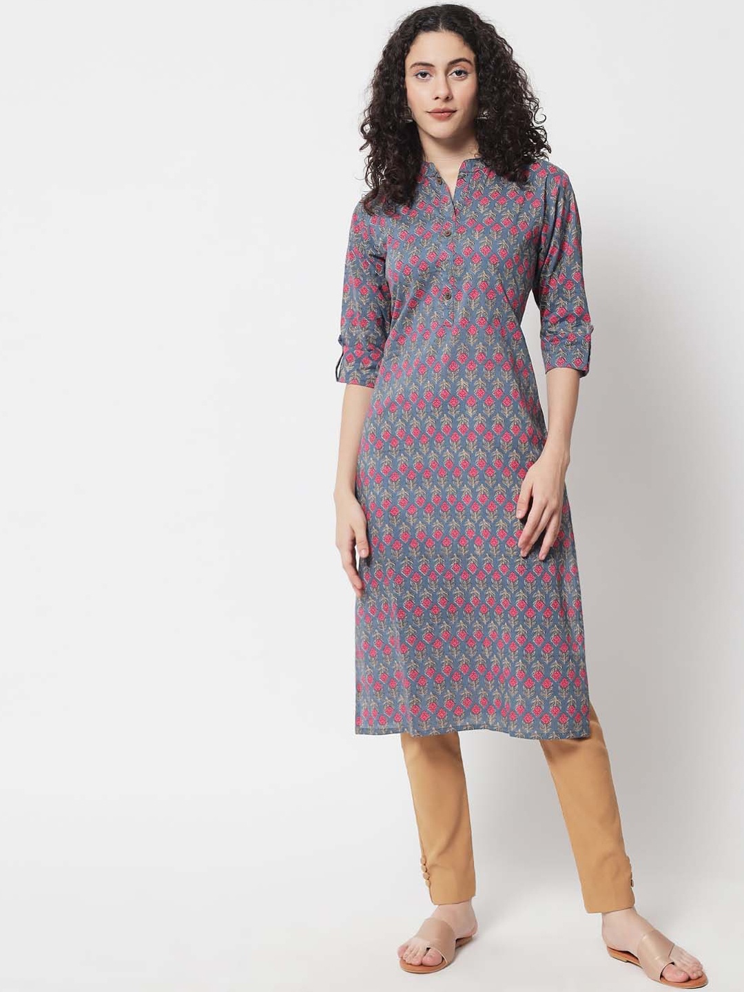

Spera Floral Printed Mandarin Collar Pure Cotton Kurta, Grey
