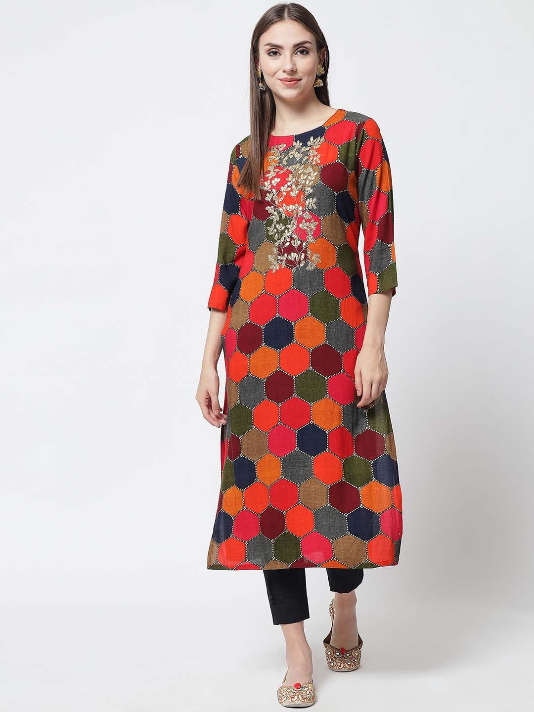 

Spera Embroidered Zari Straight Kurta, Red