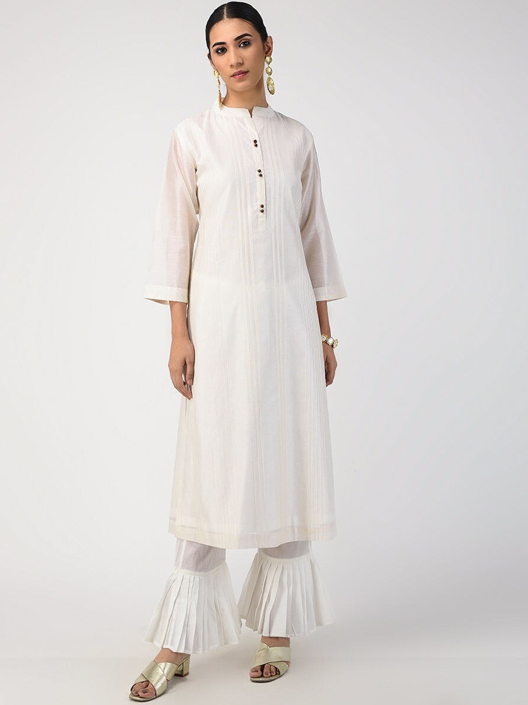 

SMRITI GUPTA Striped Mandarin Collar Chanderi Cotton Kurta, Off white