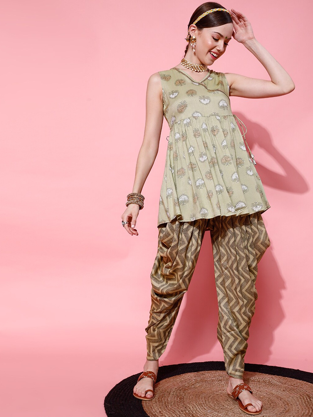 

indo street Ethnic Motifs Printed Gotta Patti Angrakha Kurti with Dhoti Pants, Green