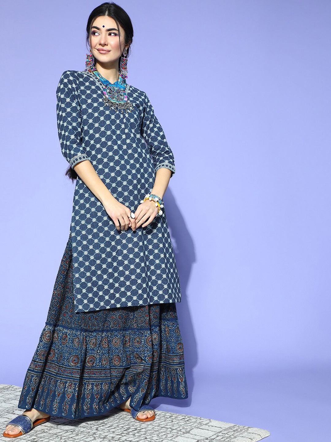 

indo street Geometric Woven Design Cotton Kurta, Blue