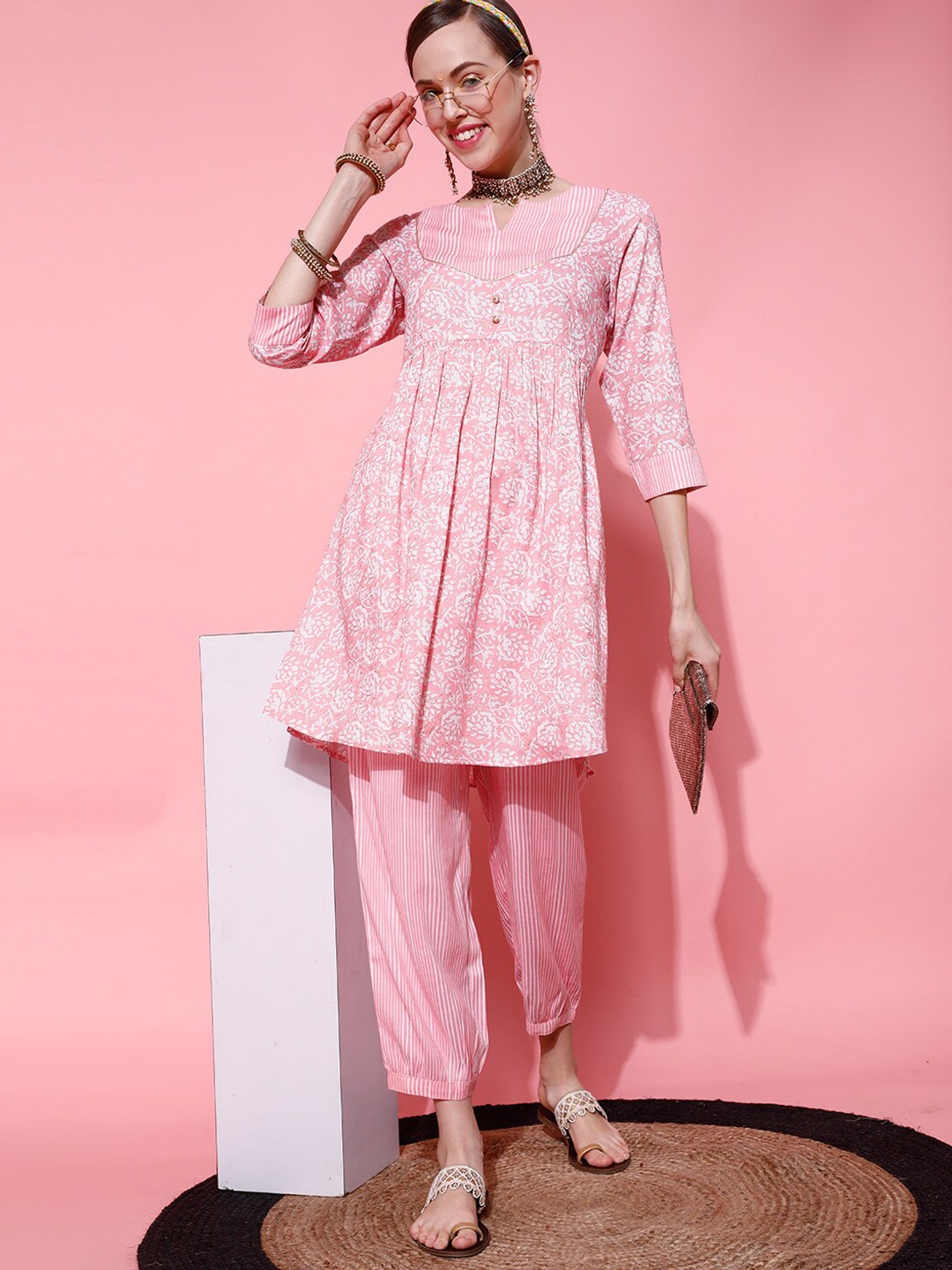 

indo street Ethnic Motifs Printed Notch Neck Anarkali Kurta with Salwar, Pink