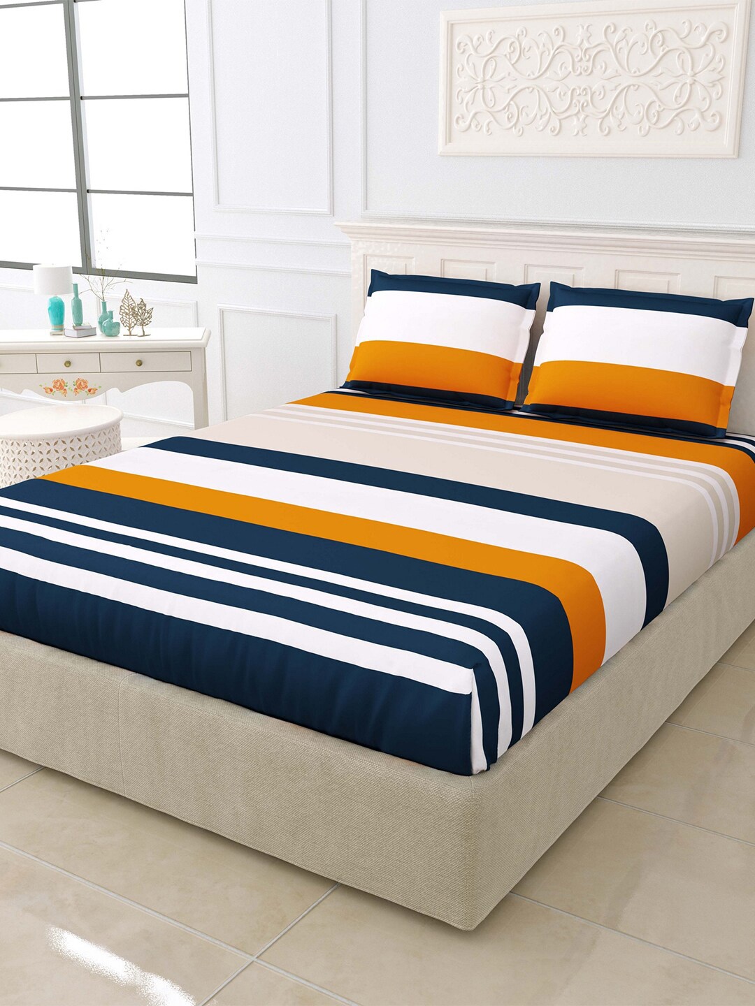

eCraftIndia Orange & Navy Blue Geometric Cotton 250 TC King Bedsheet with 2 Pillow Covers