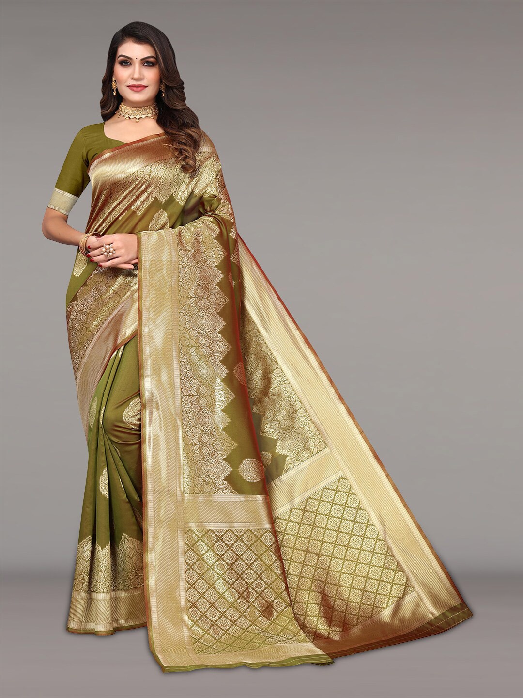 

Pisara Woven Design Zari Silk Cotton Banarasi Saree, Olive