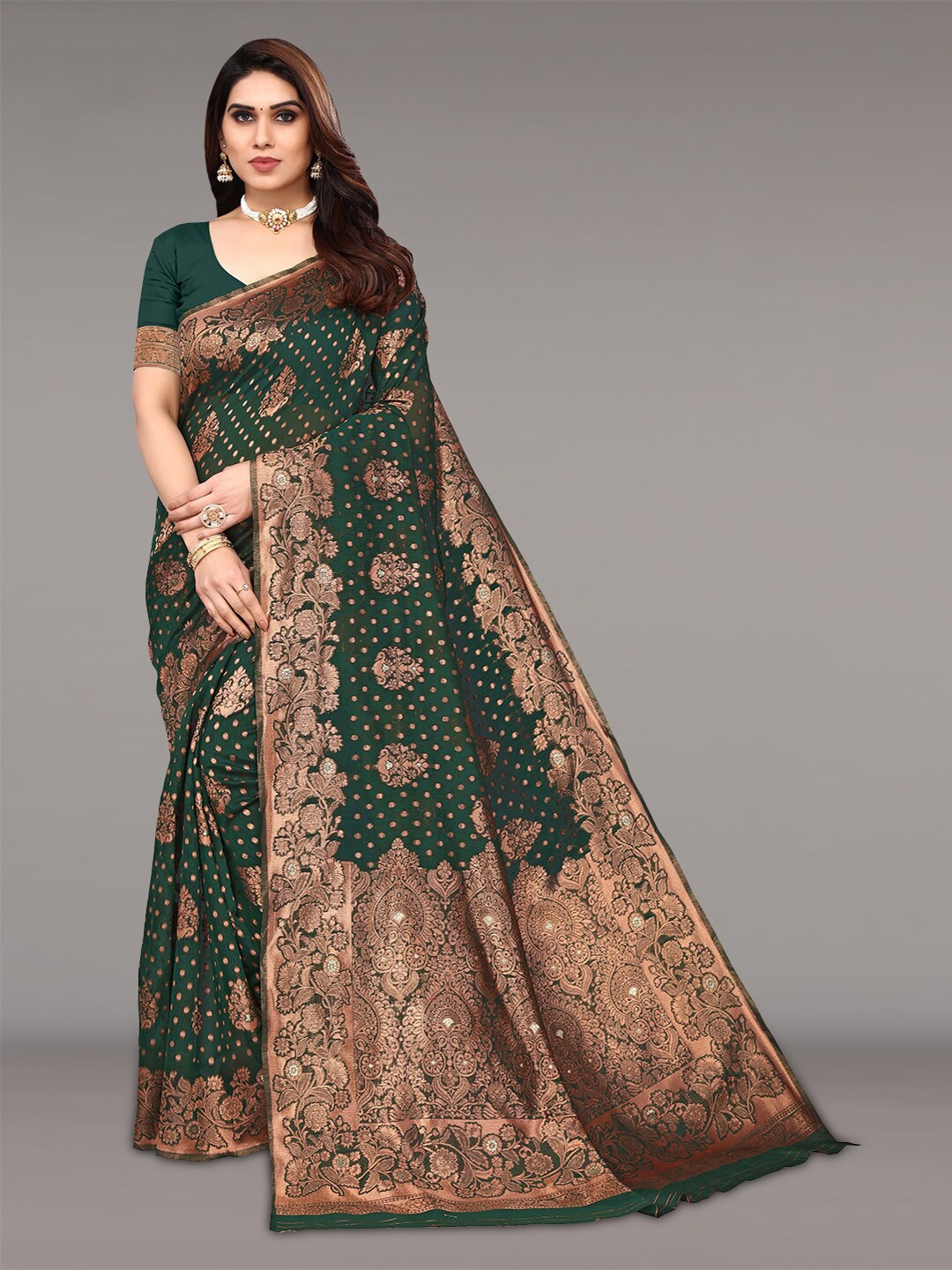 

Pisara Ethnic Motifs Woven Design Zari Silk Cotton Banarasi Saree, Green
