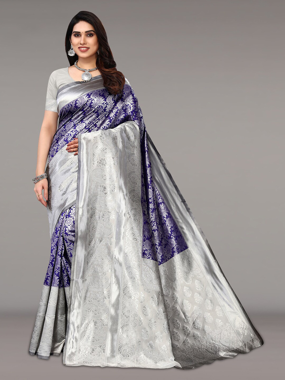 

Pisara Ethnic Motifs Woven Design Zari Silk Cotton Saree, Navy blue