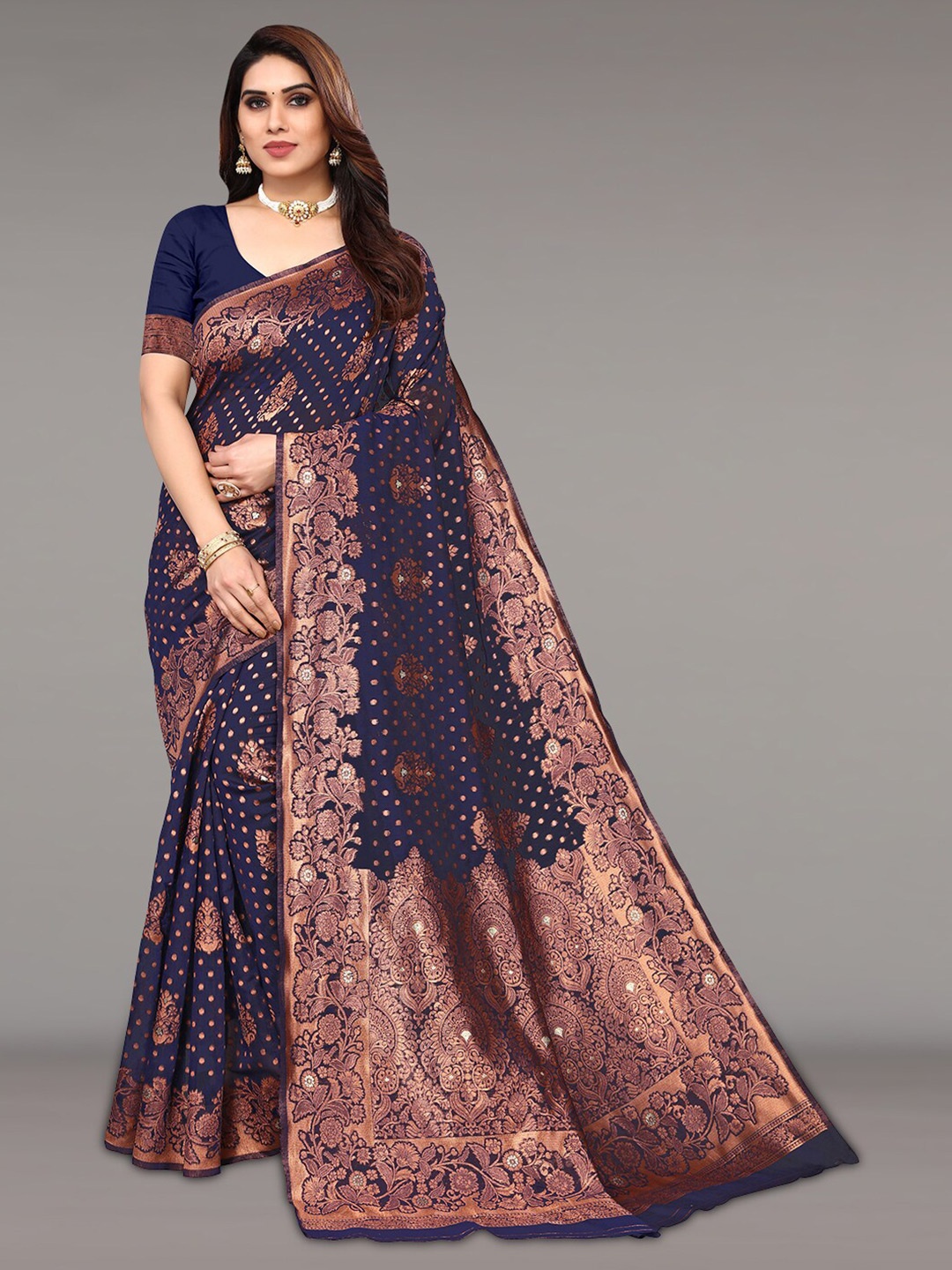 

Pisara Ethinic Motifs Woven Design Zari Silk Cotton Banarasi Saree, Navy blue