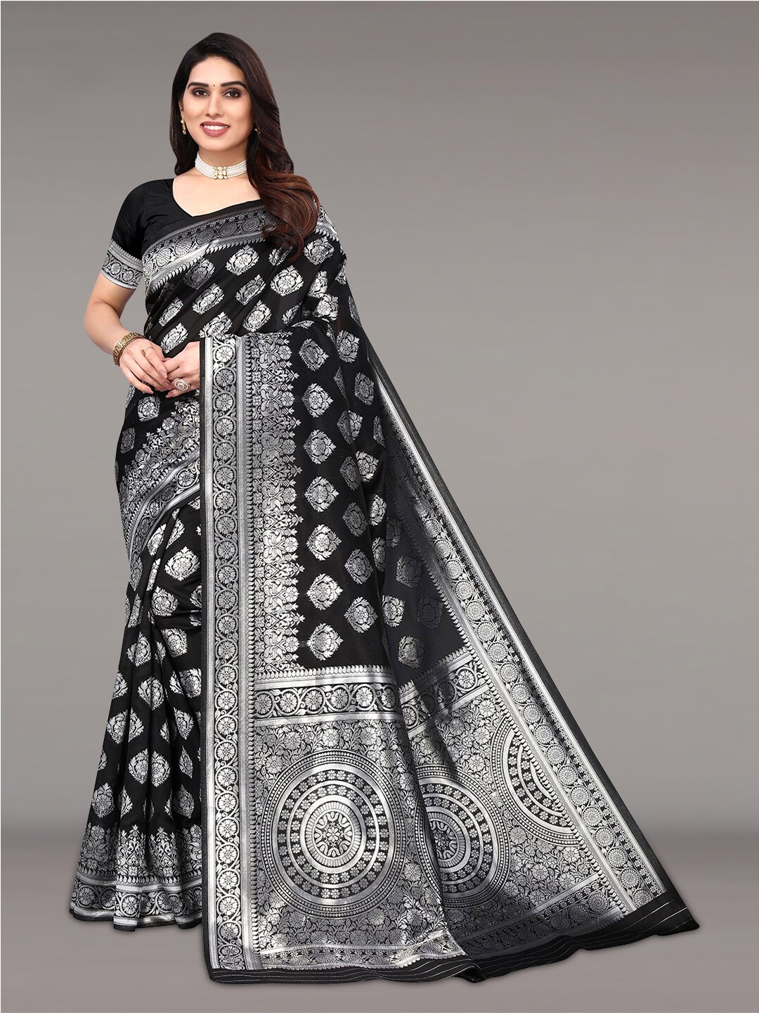 

Pisara Ethnic Motif Zari Silk Cotton Banarasi Saree, Black