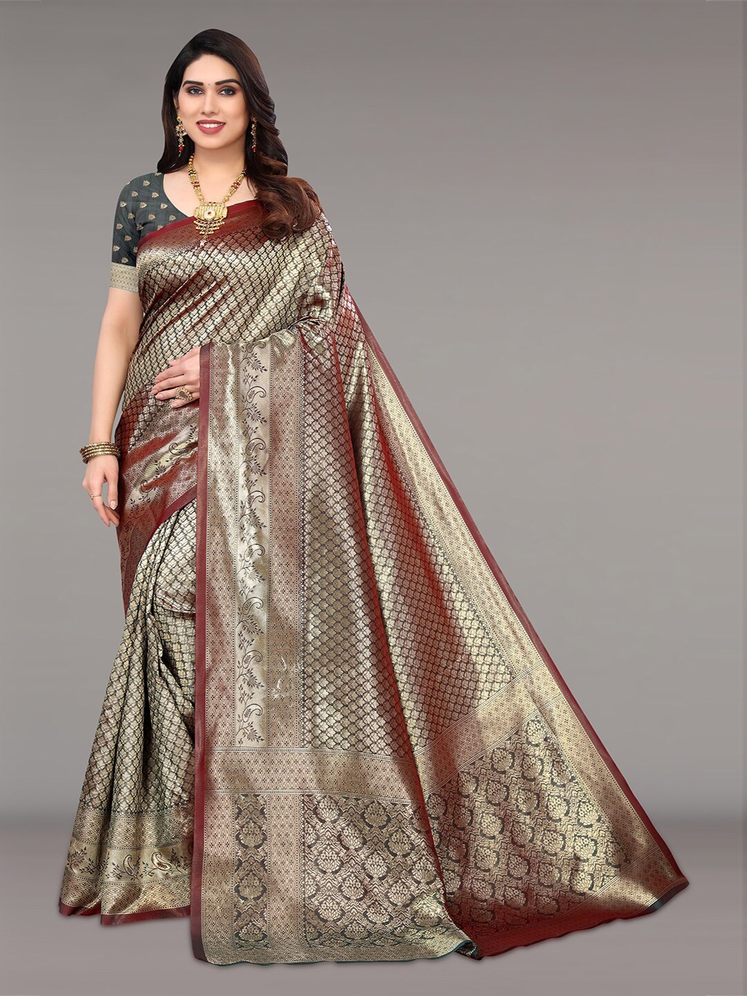 

Pisara Ethnic Motifs Woven Design Zari Silk Cotton Banarasi Saree, Green