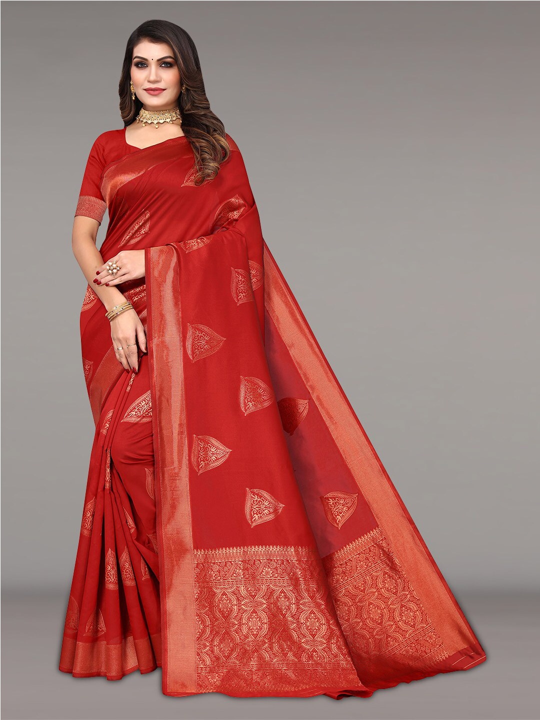 

Pisara Ethnic Motifs Woven Design Zari Silk Cotton Banarasi Saree, Red