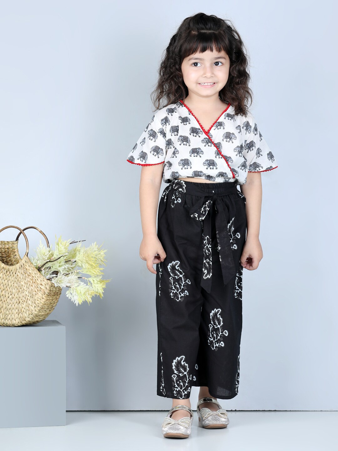 

kidcetra Girls Printed Pure Cotton Crop Top with Palazzos, Black