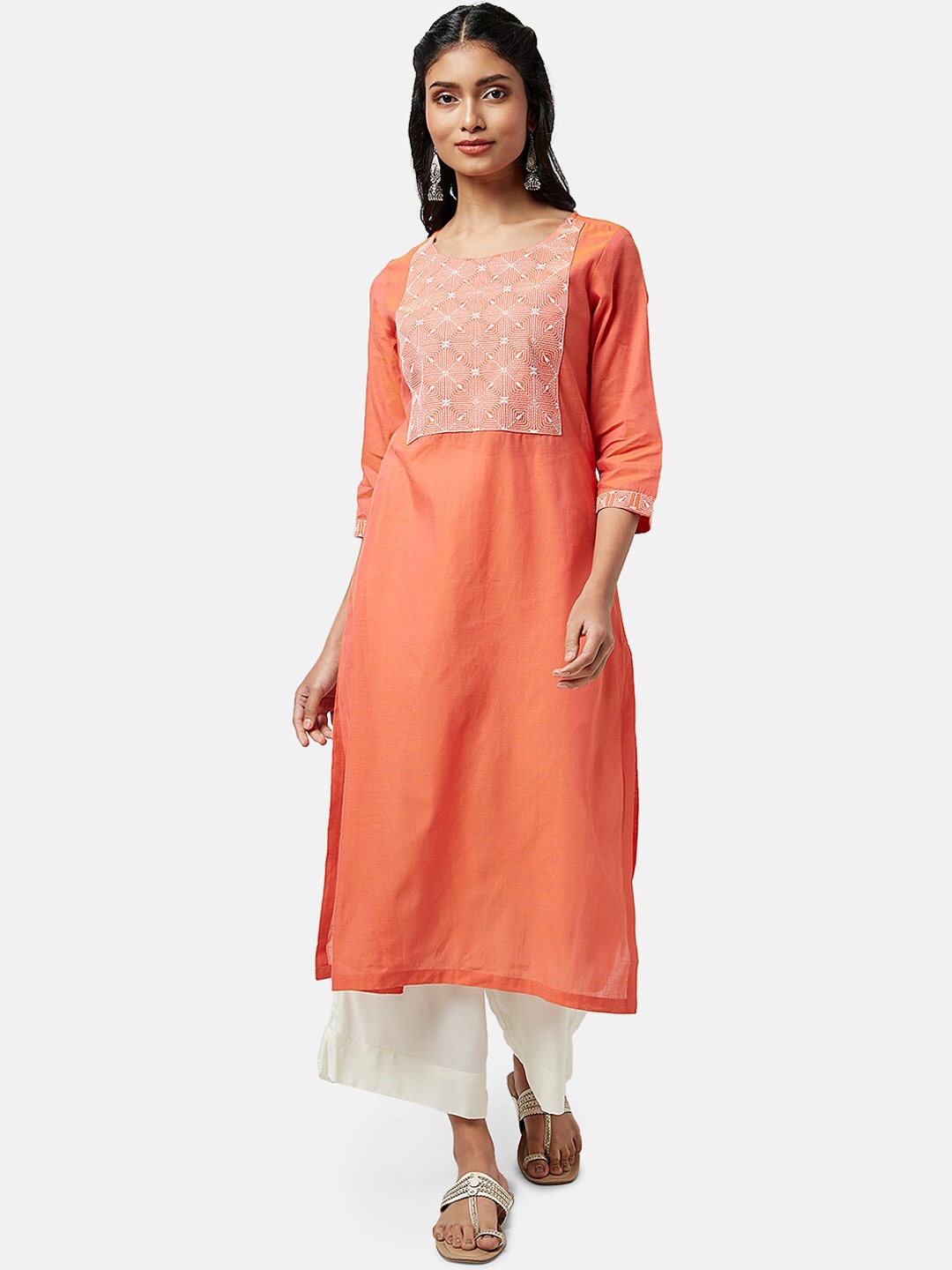 

RANGMANCH BY PANTALOONS Ethnic Motifs Yoke Design Thread Work Pure Cotton Kurta, Coral