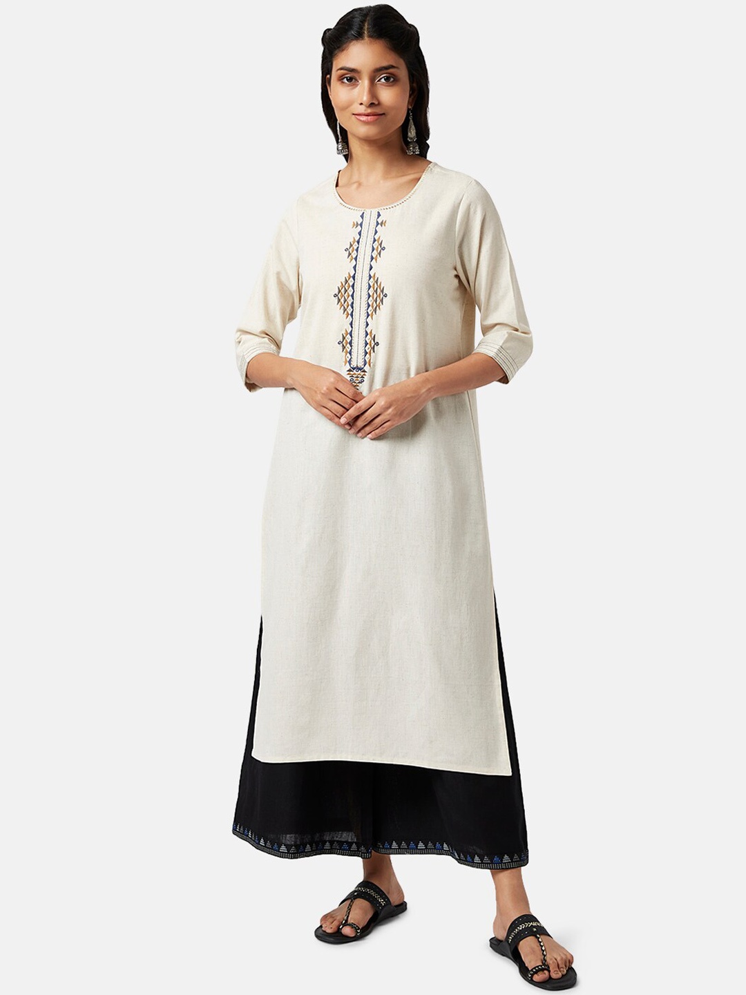 

RANGMANCH BY PANTALOONS Ethnic Motifs Embroidered Thread Work Pure Cotton Kurta, Off white