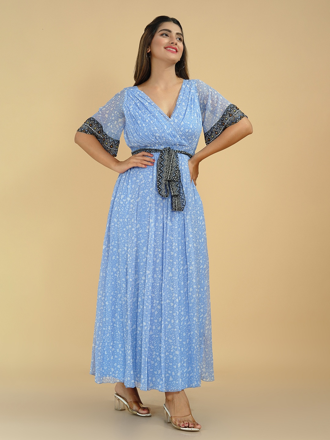 

Tetalee Blue Abstract Printed Fit & Flare Maxi Dress