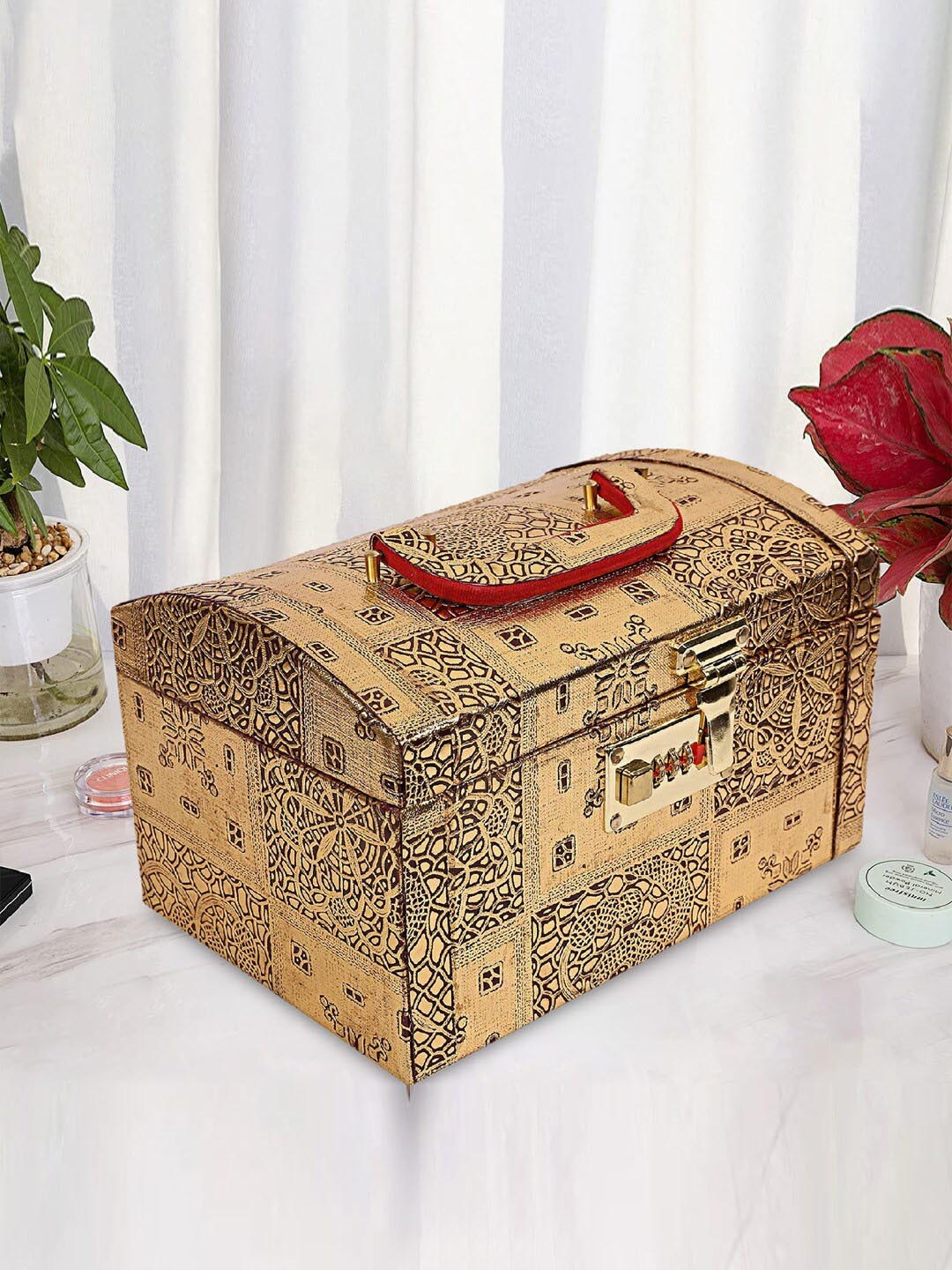 

Kuber Industries Gold-Colored Printed Wooden Watches & Bracelet Organizer