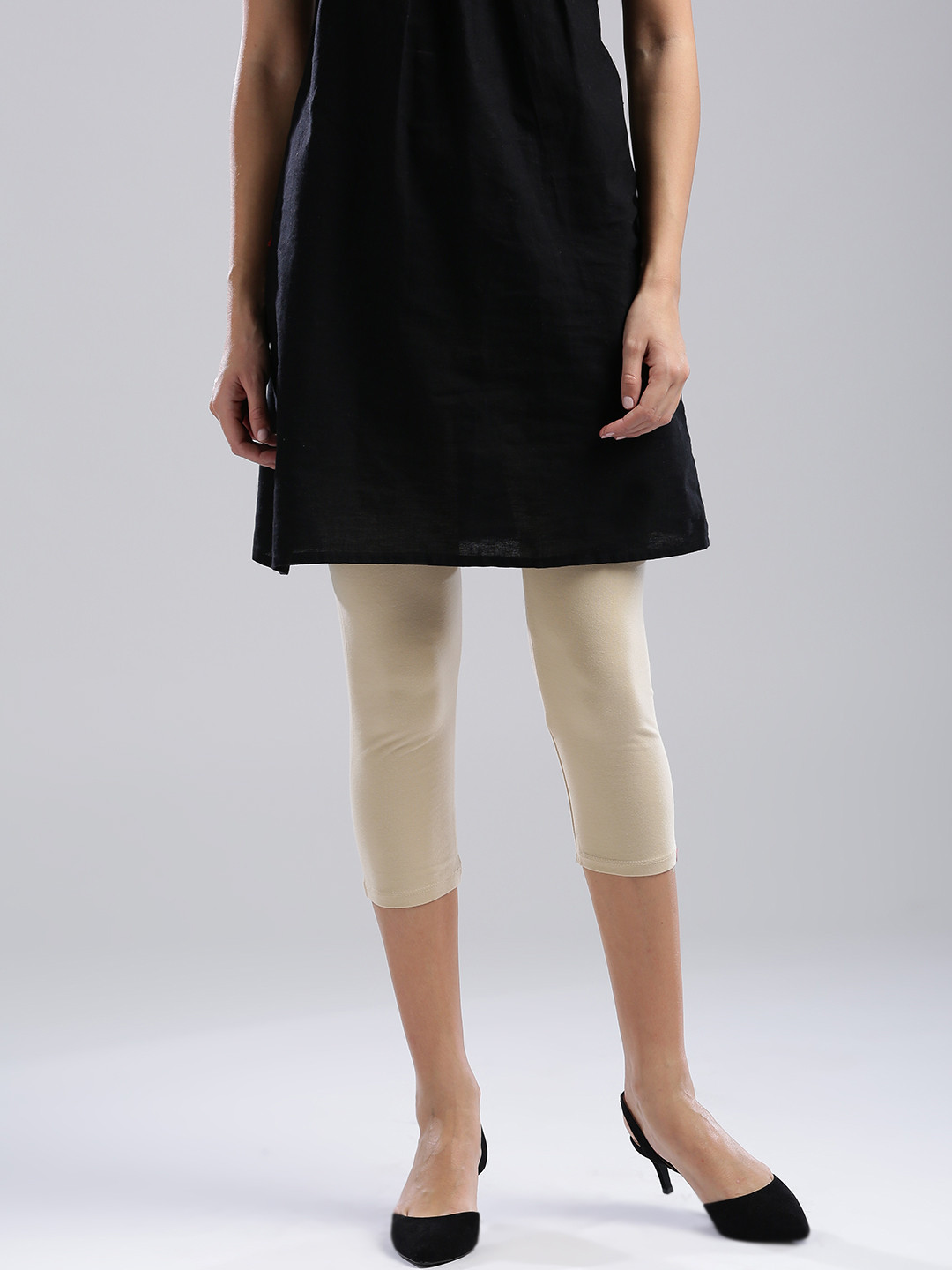 

W Beige 3/4th Leggings