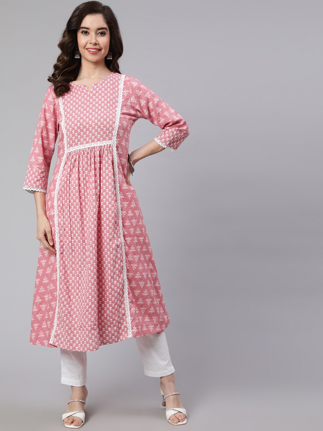 

Jaipur Kurti Laced Woven Mix-Match A-line Kurta, Pink