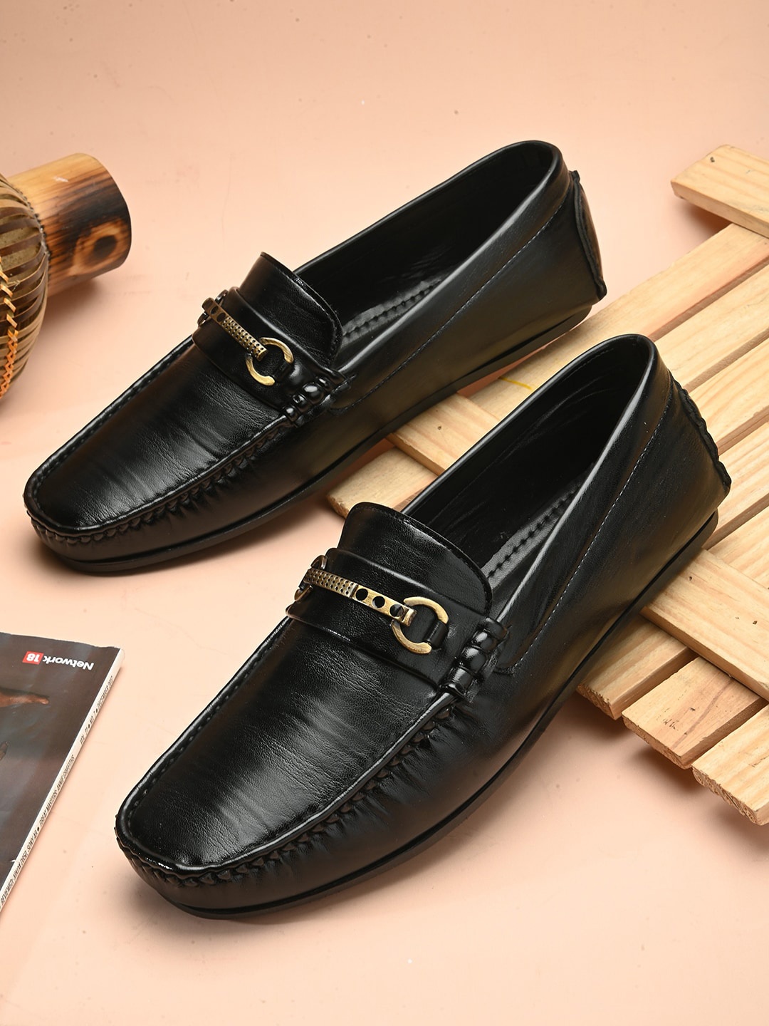 

HERE&NOW Men Textured Embellished Square Toe Comfort Insole Horsebit Loafers, Black