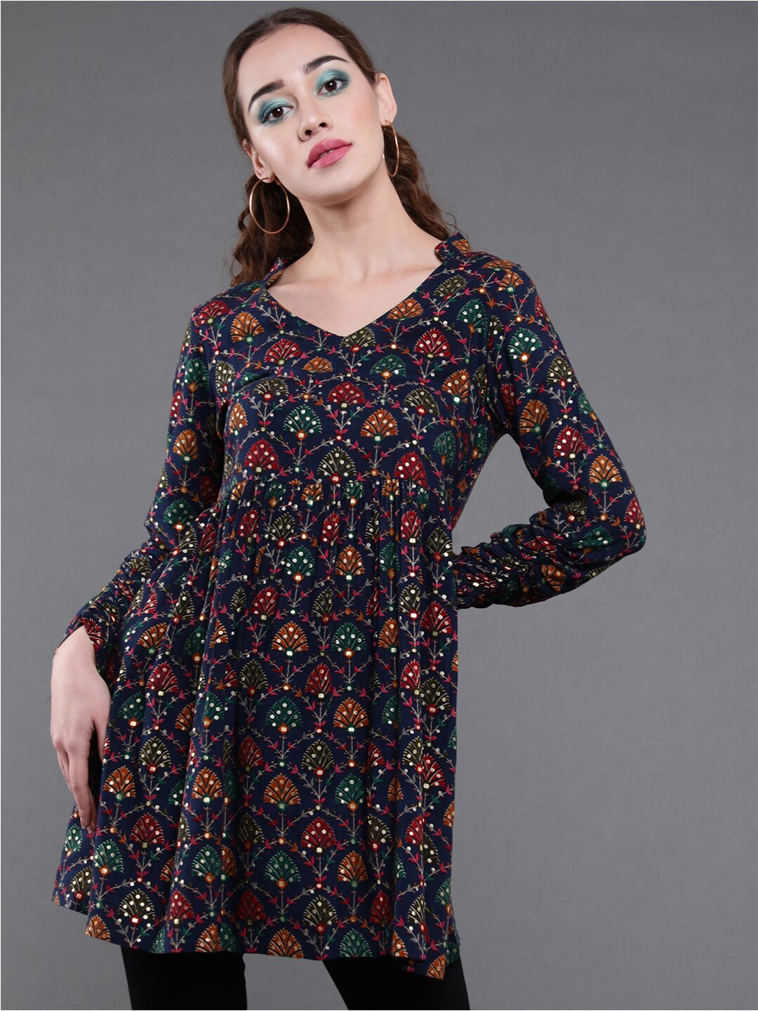 

saubhagya Floral Printed V-Neck Tunic With Ruching Sleeve, Navy blue