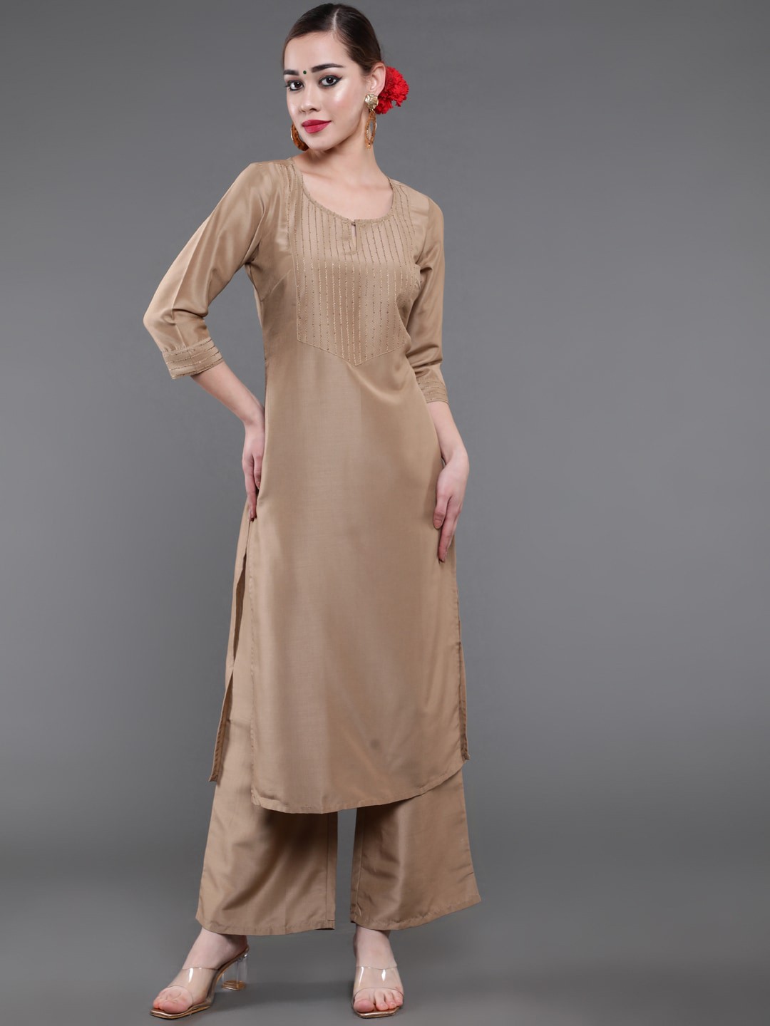 

saubhagya Women Beige Flared Sleeves Thread Work Kurta